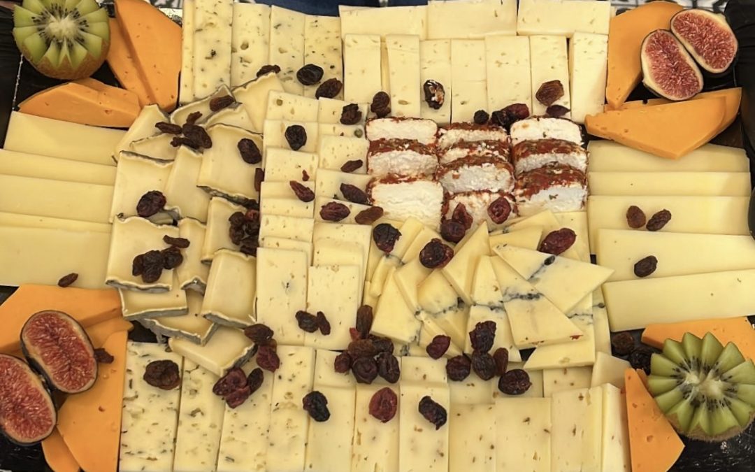 Nos planches (charcuterie, fromage, de la mer, végé….)